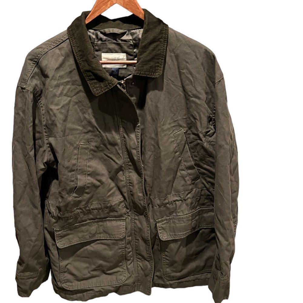 Universal Thread army green light weight jacket‎ with zipper front large